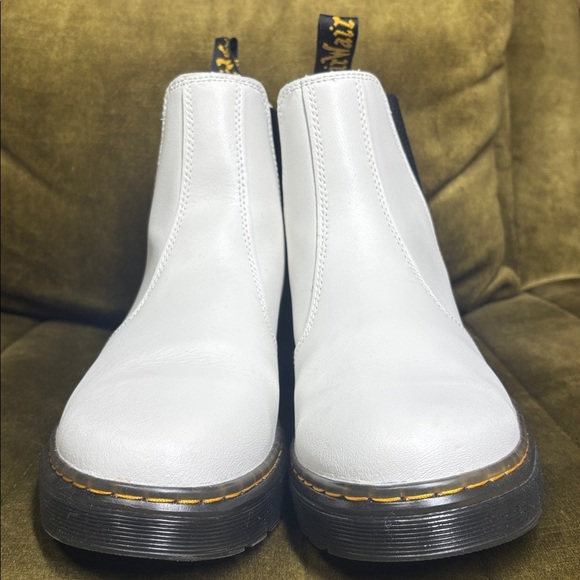 Dr. Martens White Dorian Chelsea Boots size 9 - Picture 2 of 7